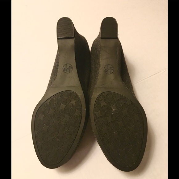 Lindsay Phillips Kristen Wedged Heels - Picture 6 of 8